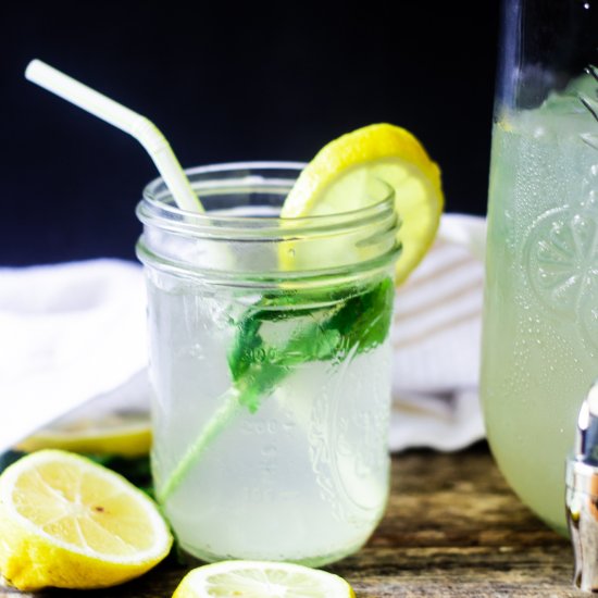 Homemade Mint Ginger Lemonade