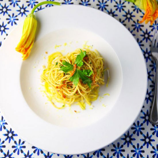 Spaghetti with Fiori Di Zucca