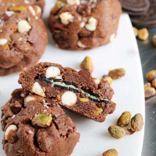 Pistachio Oreo Choc Chip Cookies