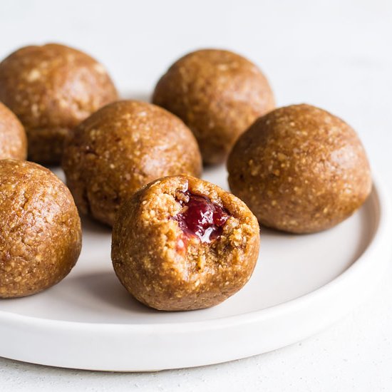 Peanut butter & jelly energy balls