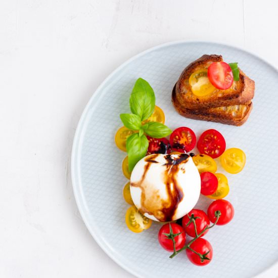 Tomato Burrata Salad