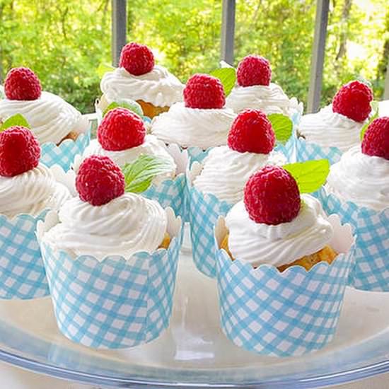 Lemon Raspberry Cupcakes