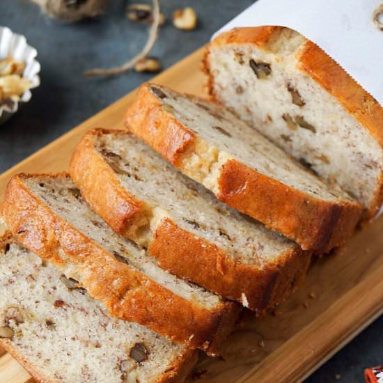 Eggless banana bread