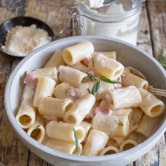 Pancetta Mascarpone Pasta