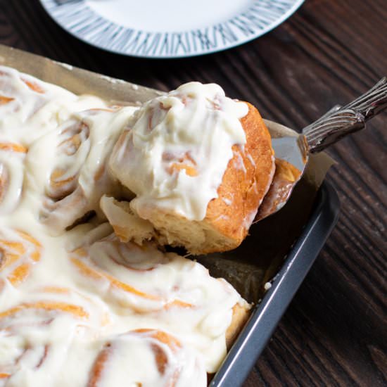 Homemade Classic Cinnamon Rolls