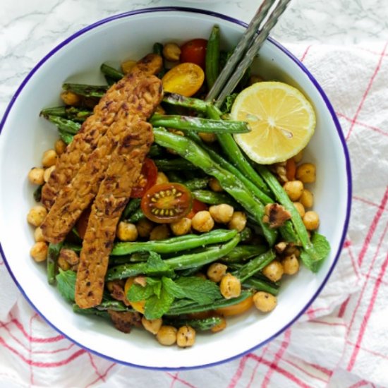 Farmers market green beans salad