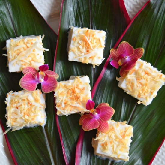 Haupia (Hawaiian Coconut Pudding)