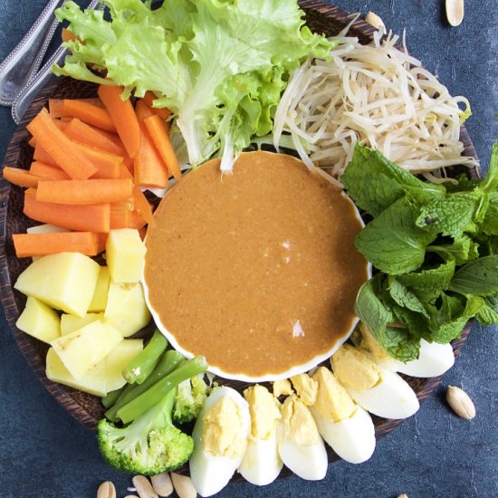 Indonesian Gado Gado Salad