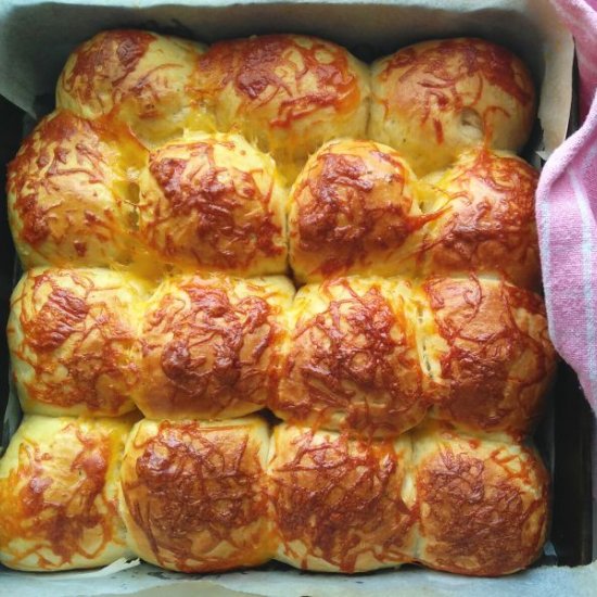 Cheese and Garlic Rolls