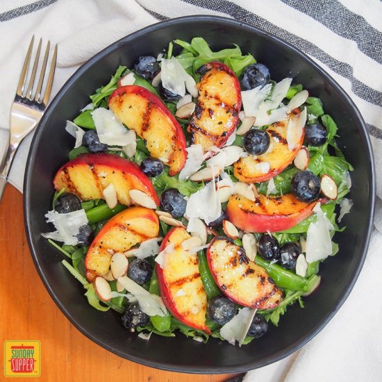 Grilled Peaches Salad