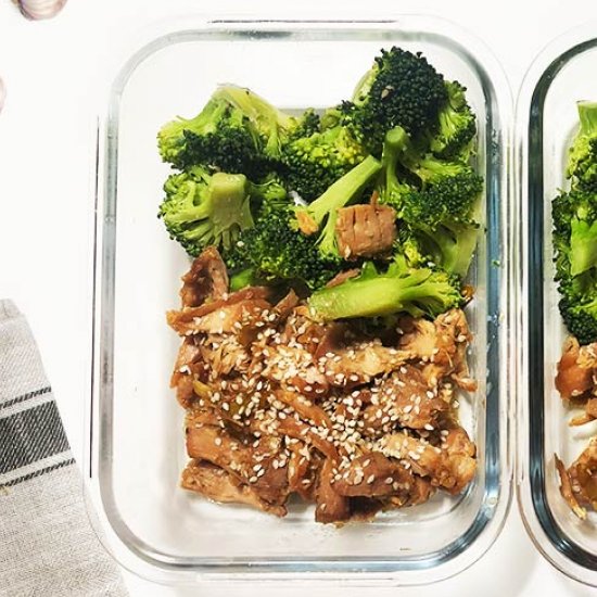 Soy Chicken Thighs & Steam Broccoli