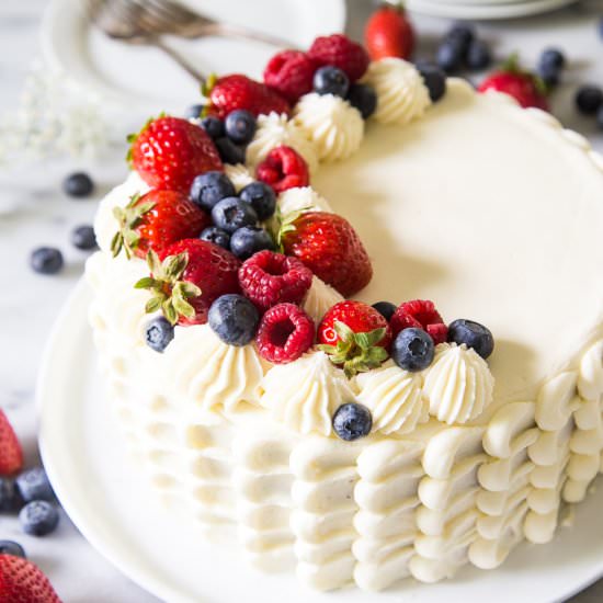 Berry Chantilly Cake