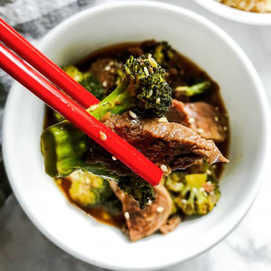 Slow Cooker Beef & Broccoli