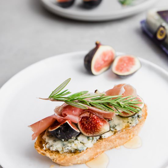 Fig & Blue Cheese Bruschetta