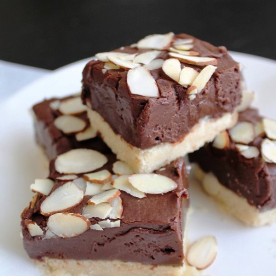 Almond Fudge Shortbread Bars