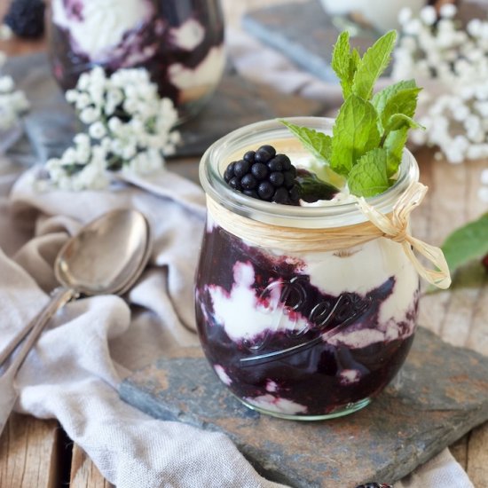 blackberry tiramisu