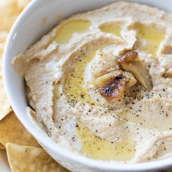 Roasted Garlic Hummus