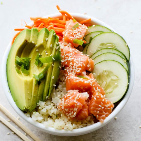 Whole30 Salmon Poke Bowl Meal Prep