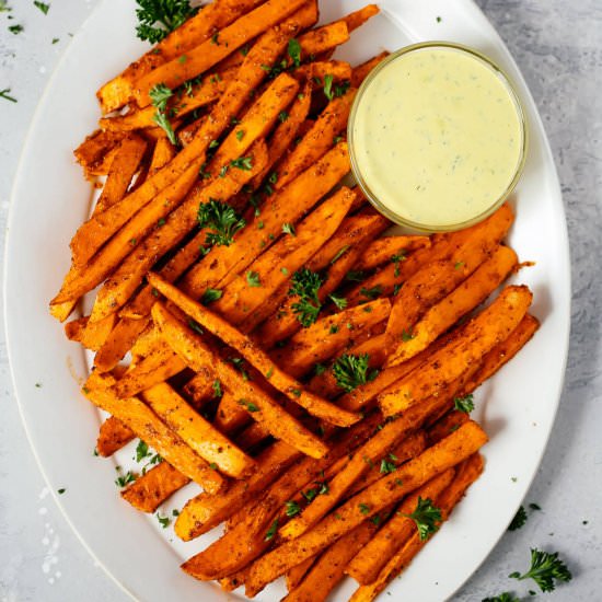 Spicy Baked Sweet Potato Fries