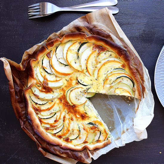 Colorful zucchini quiche