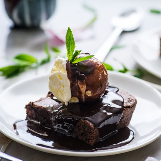 Mint Chip Brownie Sundae