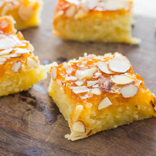 Apricot Almond Bars