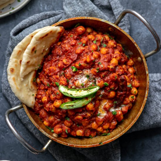 Restaurant Style Chana Masala