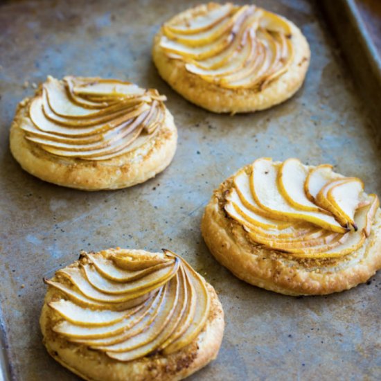 Pear Tarts & Graham Cracker Crumble