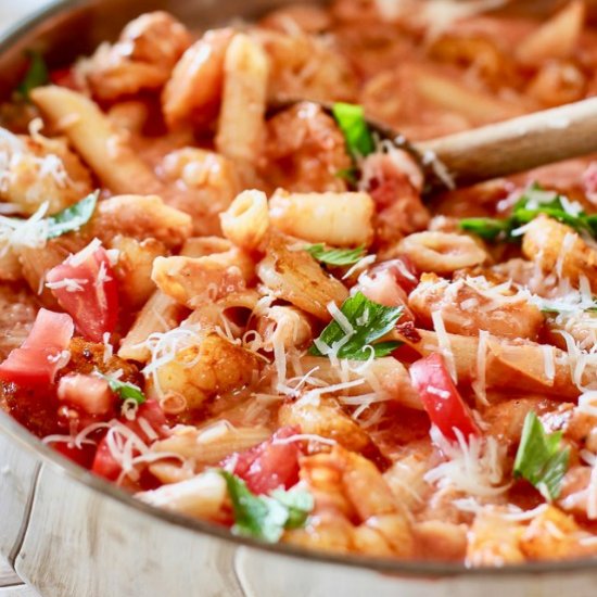 Shrimp Pasta in Tomato Cream Sauce