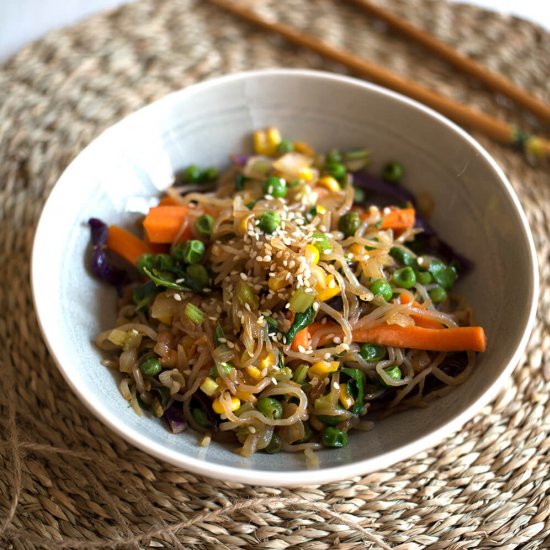 Vegetable and Fried Noodle Bowl