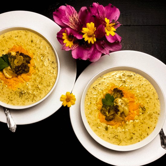 Broccoli & Cauliflower Cheese Soup