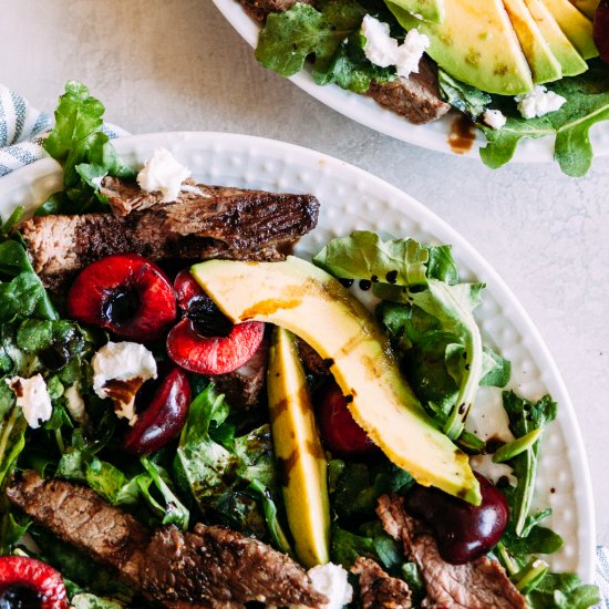 arugula, steak & cherry salad