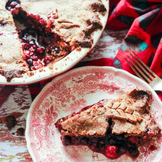 PRAIRIE BERRY AND SOUR CHERRY PIE