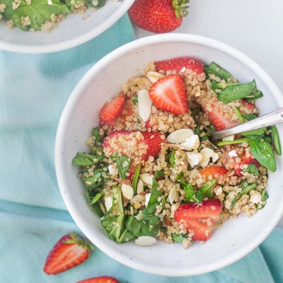 Balsamic Strawberry Quinoa Salad