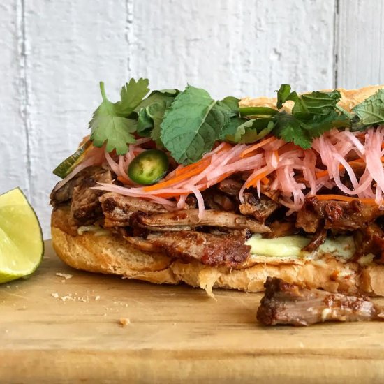 Barbacoa Banh Mi