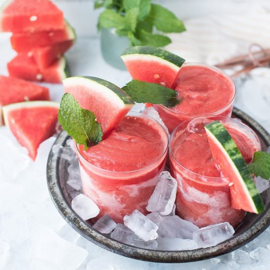 Watermelon Frosé Cocktails