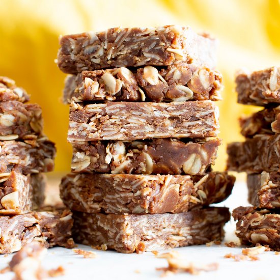 No Bake Chocolate PB Oatmeal Bars