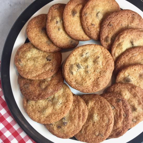 Crispy Chocolate Chip Cookies