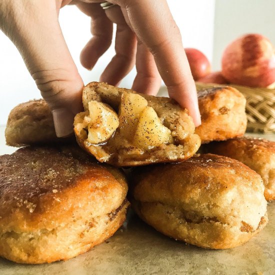 Healthy Apple Pie Bombs