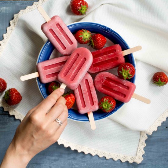 Strawberry popsicles