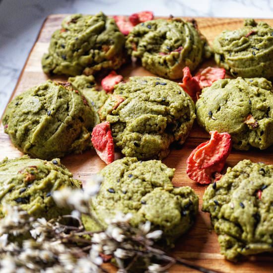 Matcha Strawberry sesame cookies