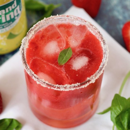 Sparkling Strawberry Basil Mocktail