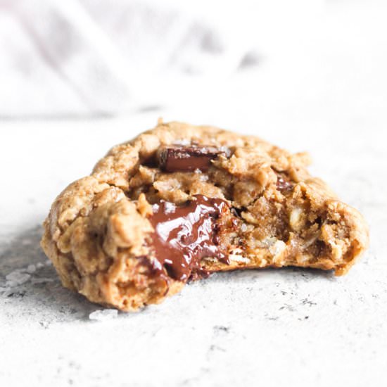 Chocolate Chunk Oatmeal Cookies