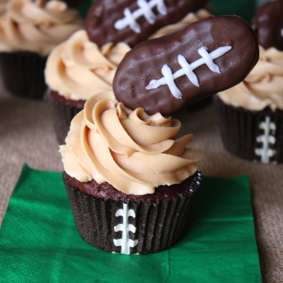 Nutter Butter Football Cupcakes