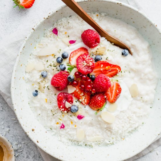 Vegan coconut rice pudding