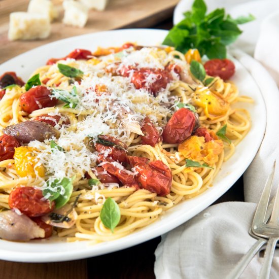 Pasta with Roasted Cherry Tomatoes