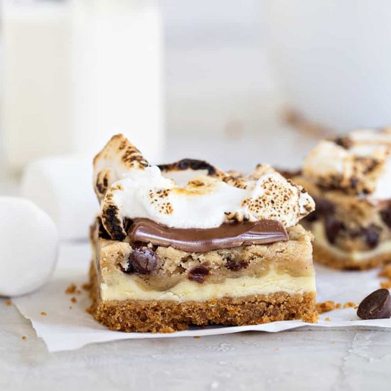 COOKIE DOUGH CHEESECAKE S’MORES