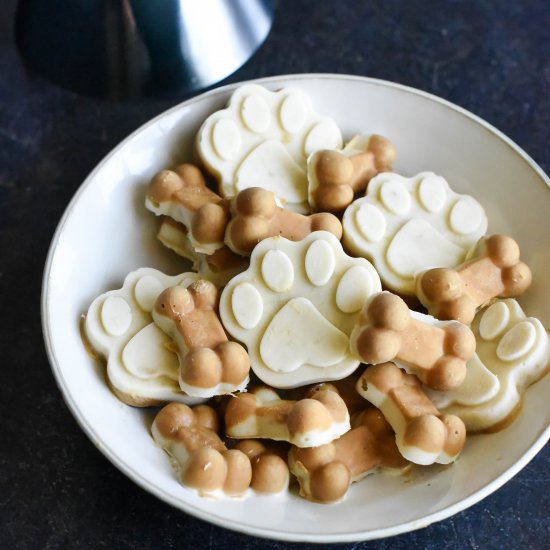 PB & Banana Yogurt Dog Treats