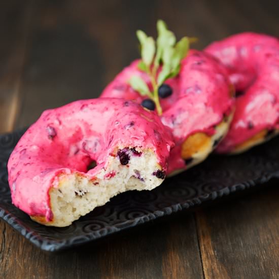 Baked Huckleberry Doughnuts