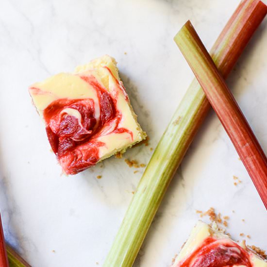 Rhubarb Cheesecake Bars